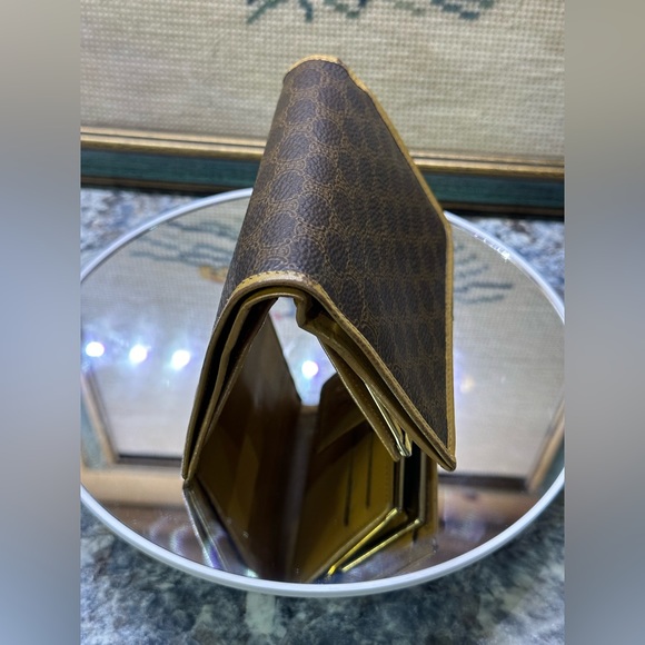 CELINE MACADAM Kiss-lock Wallet Mustard Color - Picture 8 of 10